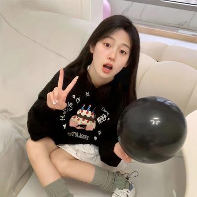拿针的女孩
